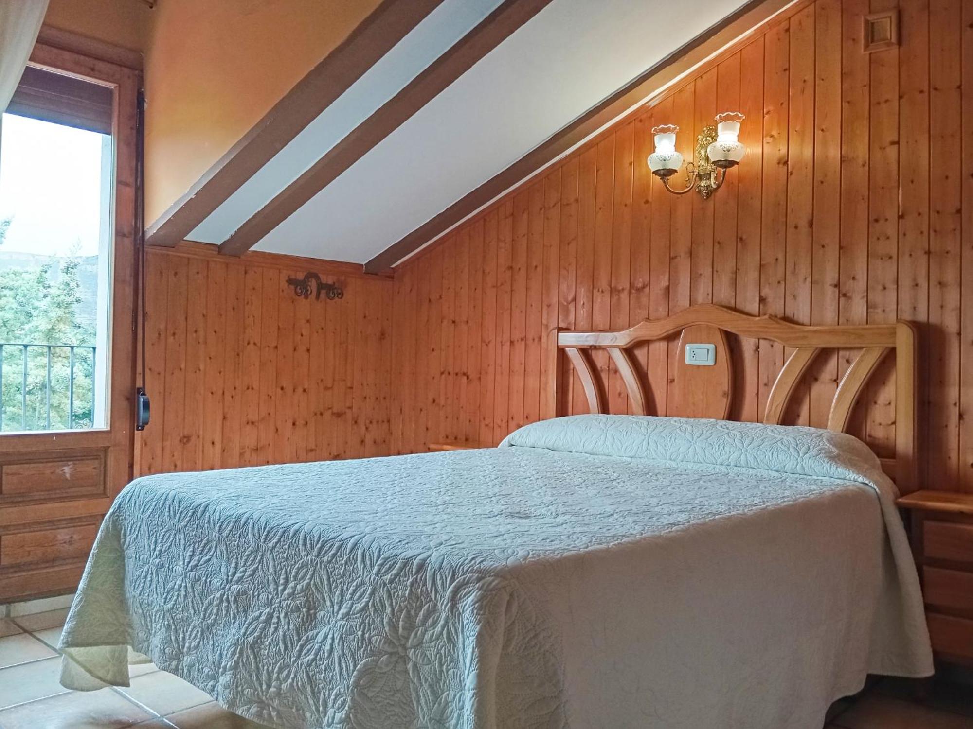 Hotel La Rueda 3000 Мора де Рубиелос Екстериор снимка