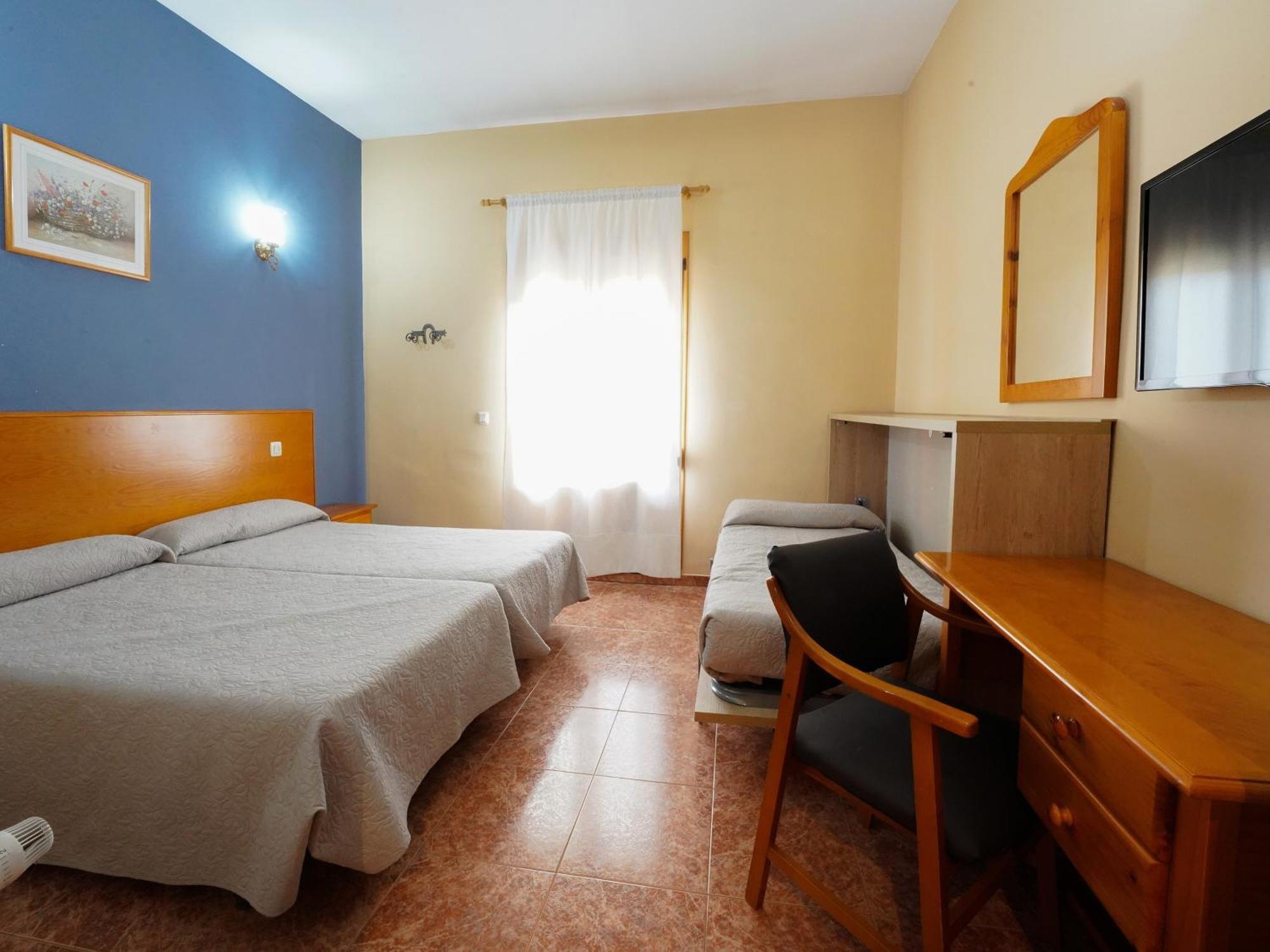 Hotel La Rueda 3000 Мора де Рубиелос Екстериор снимка