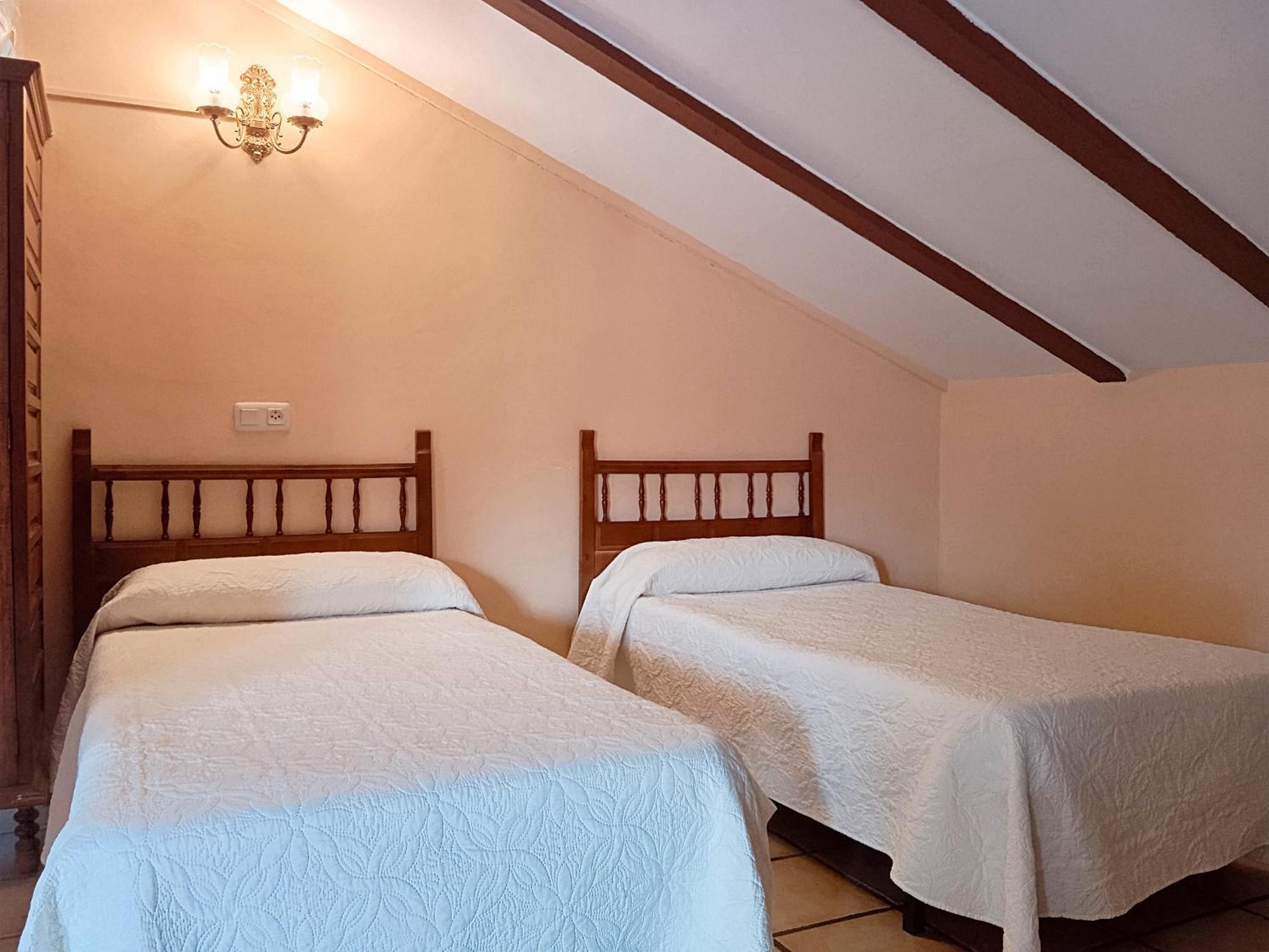 Hotel La Rueda 3000 Мора де Рубиелос Екстериор снимка
