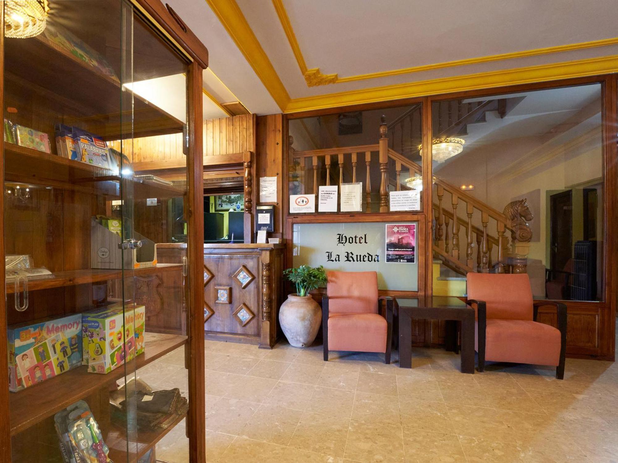 Hotel La Rueda 3000 Мора де Рубиелос Екстериор снимка