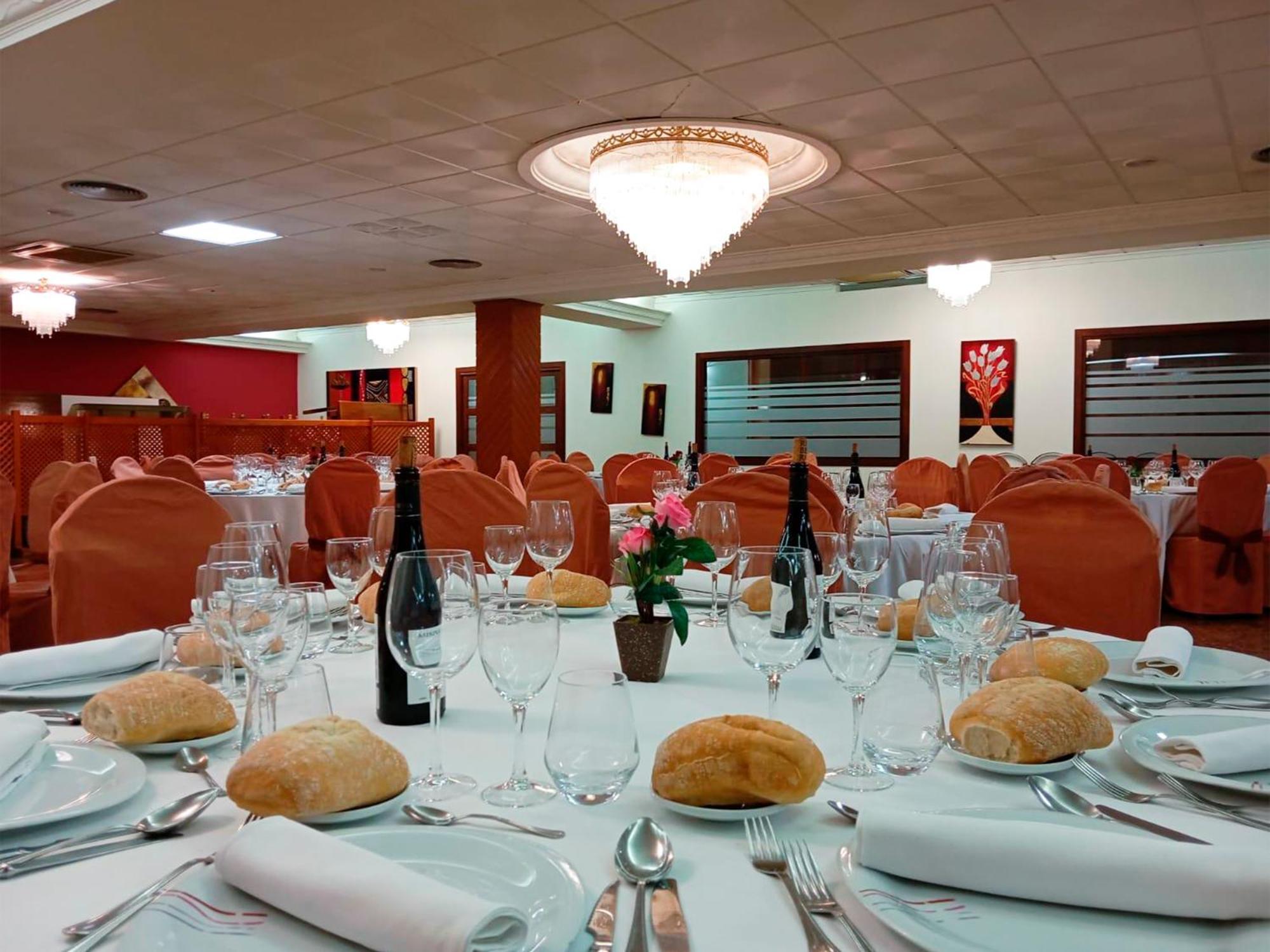 Hotel La Rueda 3000 Мора де Рубиелос Екстериор снимка