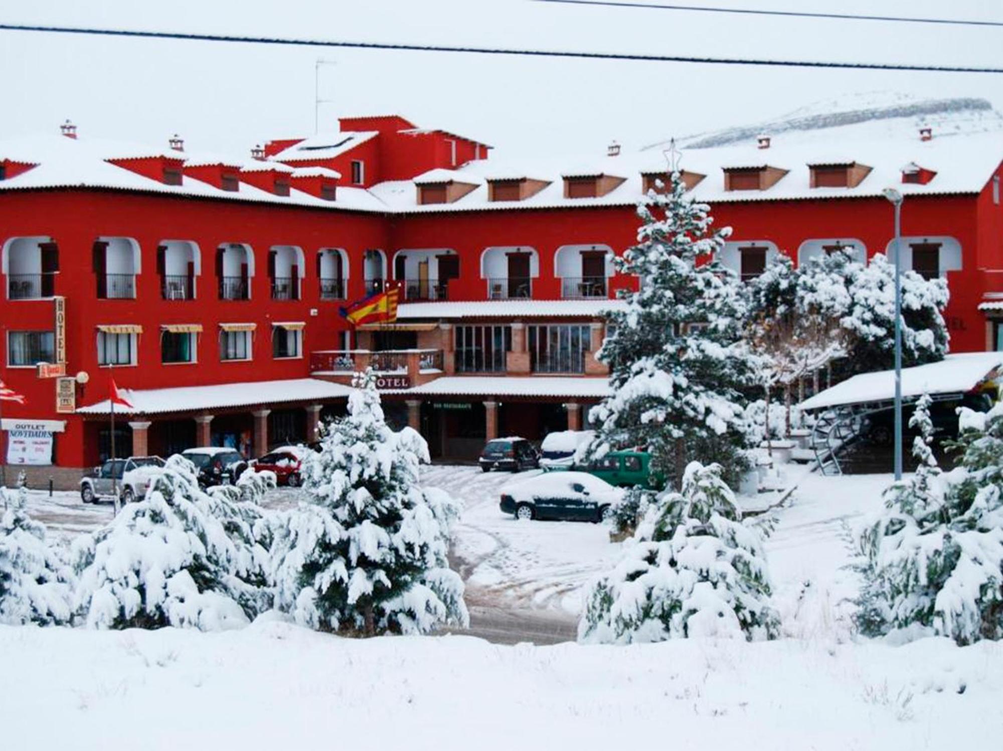 Hotel La Rueda 3000 Мора де Рубиелос Екстериор снимка